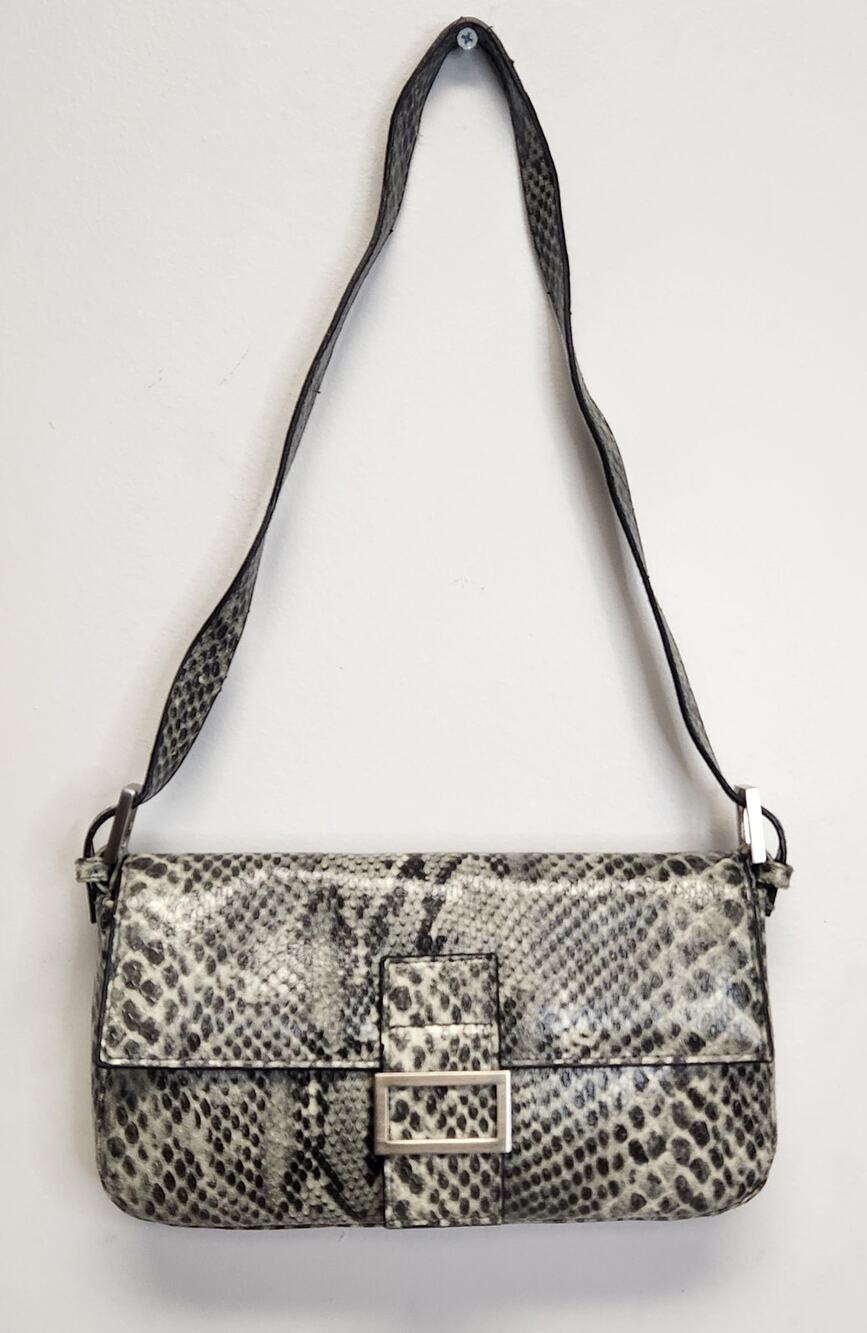 NY & CO New York Womens Black & White Snake Design Shoulder Handbag